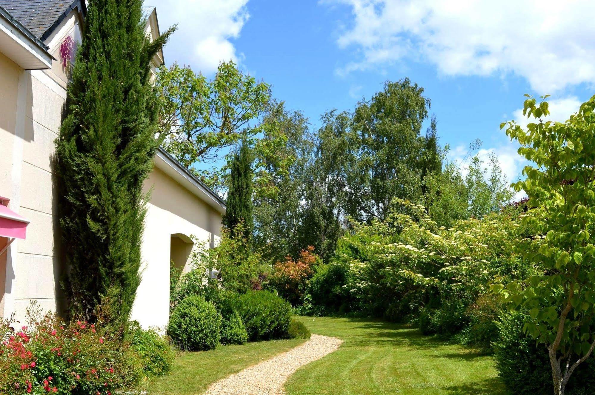 Logis Auberge Bienvenue Дуэ-ла-Фонтен Экстерьер фото