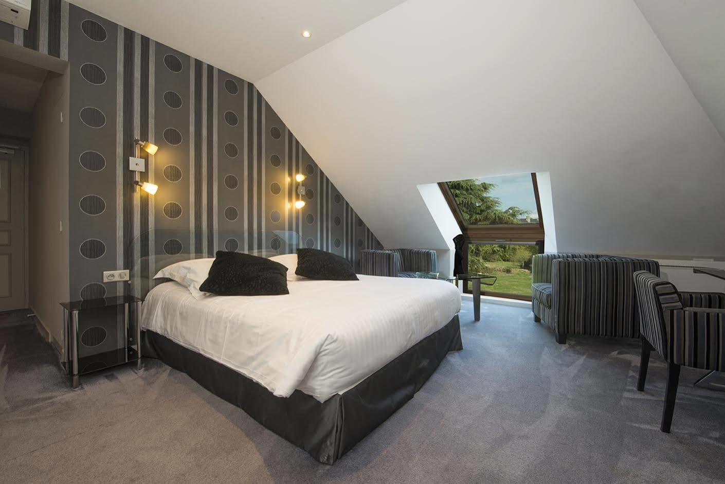 Logis Auberge Bienvenue Дуэ-ла-Фонтен Экстерьер фото